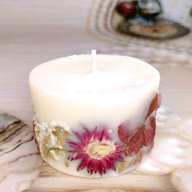 Ботаническая свеча ананас