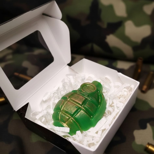 Мыльная граната