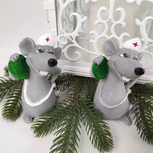 Мышка-медсестричка