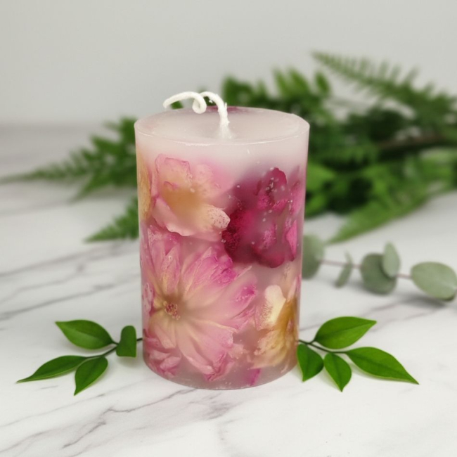 Свеча пион и розы