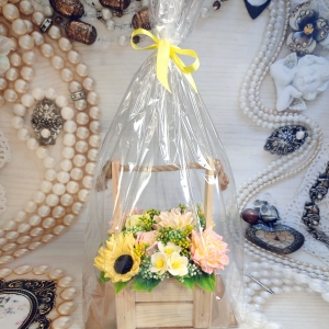 Подсолнухи и георгины