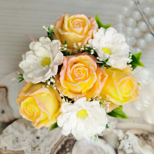 Розы и космеи