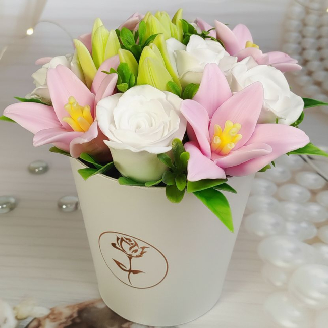 Мыльные розы и лилии от мылоленда